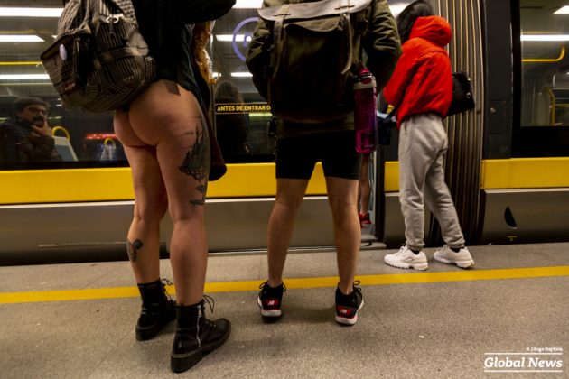 Uma viagem de Metro Sem Calças na cidade do Porto 2020 | Global News Portugal