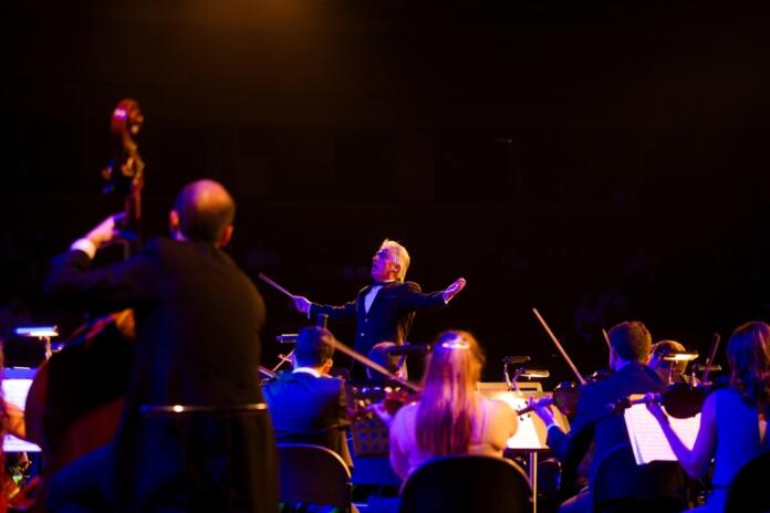 OFP e Maestro Osvaldo Ferreira - foto Lara Jacinto