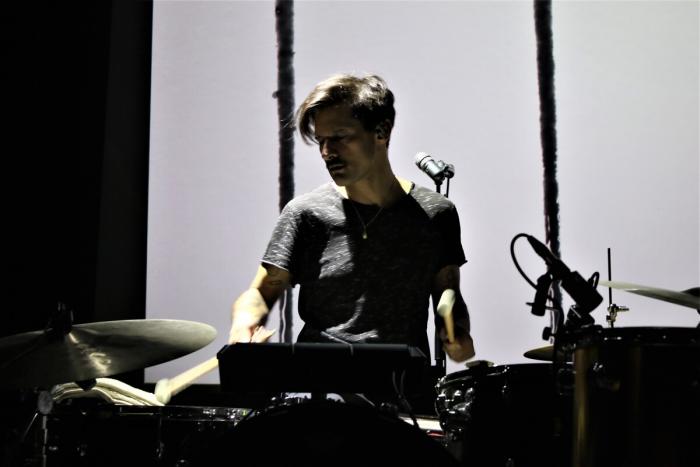 Linda Martini à solta no Porto foi um desassossego pegado | Global News Portugal