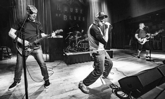 Fevereiro é palco para estreia mundial de Wolf Manhattan e nacional dos Black Flag | Global News Portugal