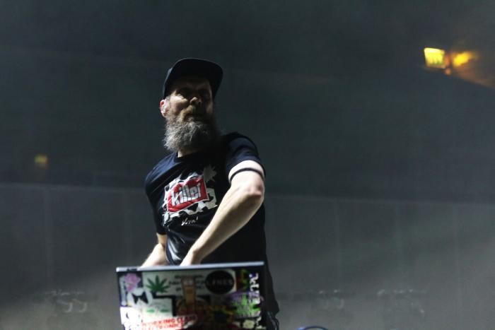 O contagiante desassossego dos Sleaford Mods infectou a Sala Suggia | Global News Portugal