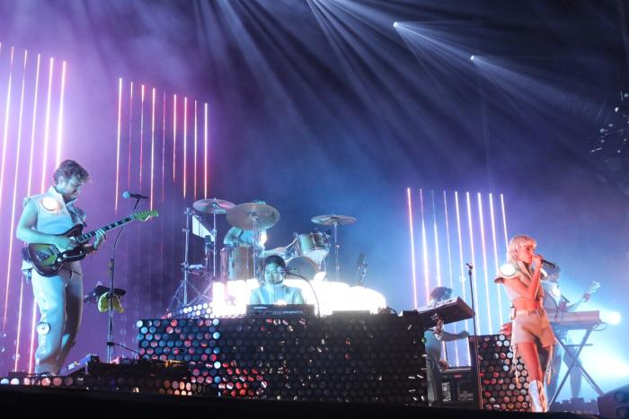 PAREDES DE COURA’24 (DIA 2): Martírio e protomartírio em sprint, na noite de festa da imperatriz | Global News Portugal