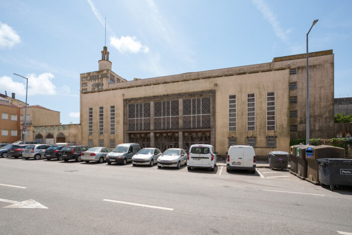 Cine-Teatro Vale Formoso abre as portas à comunidade antes do arranque das obras | Global News Portugal