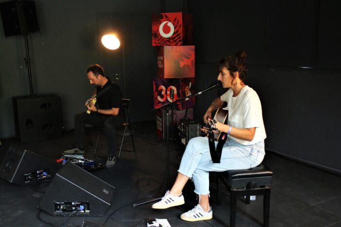 NOVEMBRO NO PORTO: MUITA NOSTALGIA, CONCERTOS ESGOTADOS E 10 ANOS DE BALEIA BALEIA BALEIA | Global News Portugal