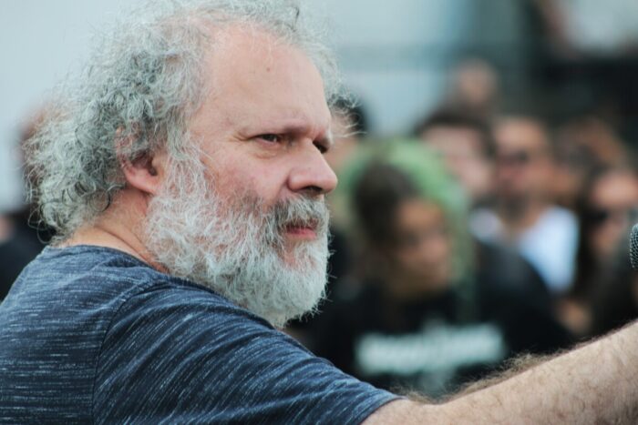 NOVEMBRO NO PORTO: MUITA NOSTALGIA, CONCERTOS ESGOTADOS E 10 ANOS DE BALEIA BALEIA BALEIA | Global News Portugal