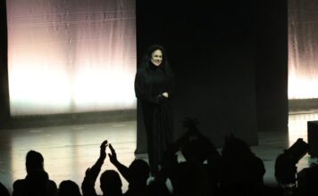DIAMANDA GALÁS NO PORTO: SE FOI CASTIGO DIVINO, QUERO SER CASTIGADO MAIS VEZES