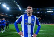 Thiago Silva está de saída do FC Porto