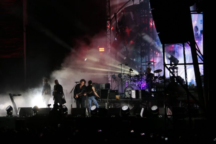 NORTH FESTIVAL’26: DOIS FESTIVAIS NUM SÓ... QUE, NO FUNDO, FOI UM SUBLIME CONCERTO DE THE CURE | Global News Portugal